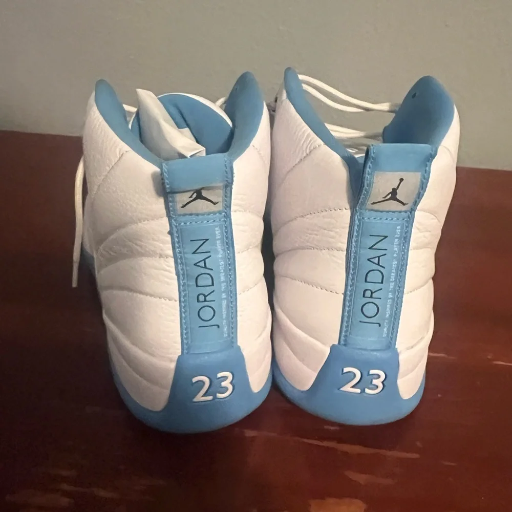 Jordan Men’s Athletic Shoes White and Light Blue Retro 12 Jordan
